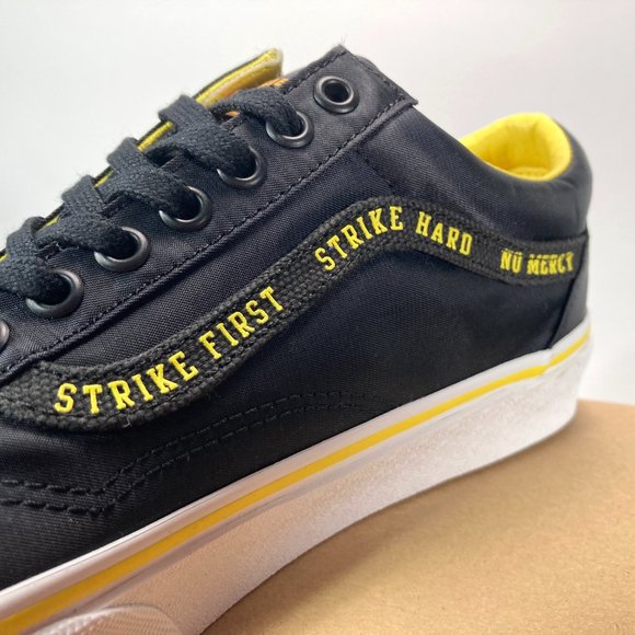 Vans X Cobra Kai Old Skool Shoe | Size 7.5 US Men - Picture 11 of 11